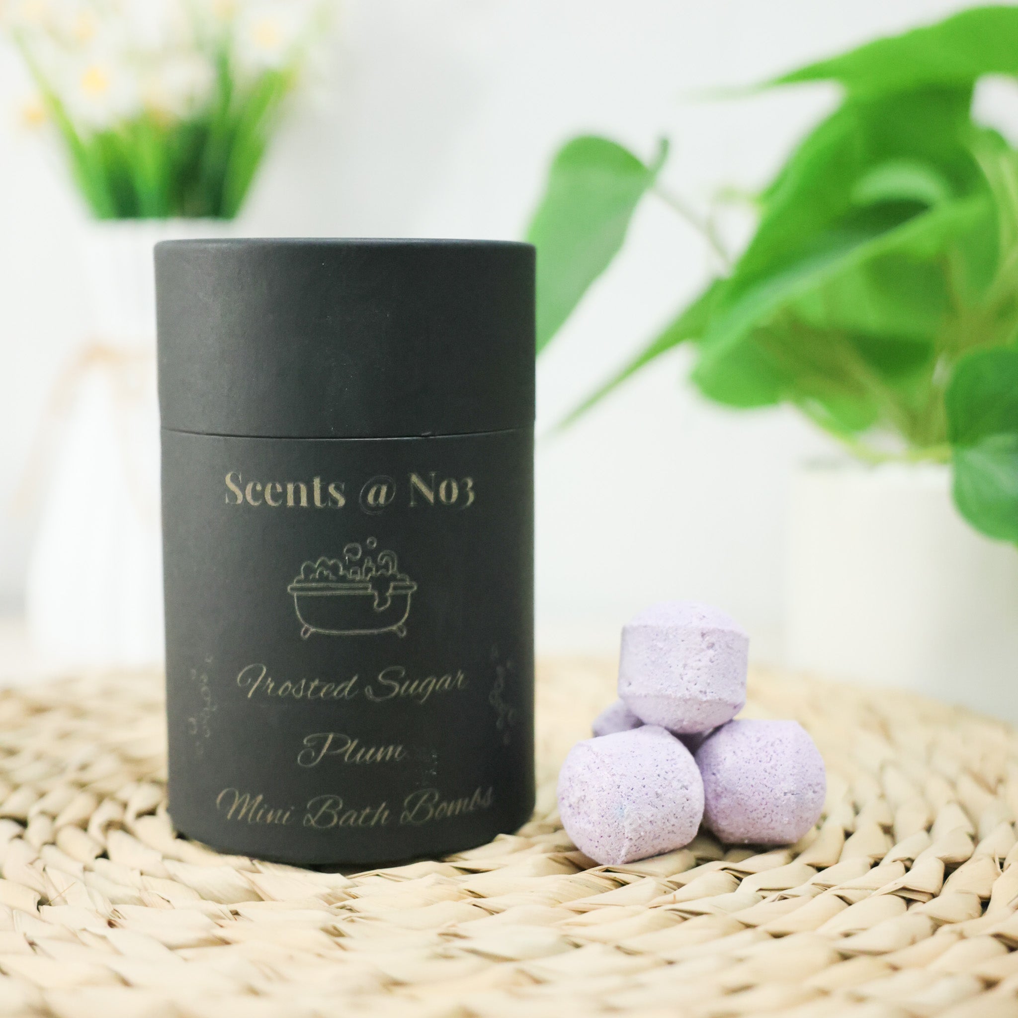 Frosted Sugar Plum Mini Bath Bombs